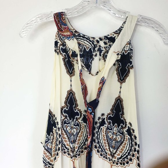 Women's Ivory Blue Indian Paisley Sleeveless Tie Neck Knee Length Sheath Dress - Picture 2 of 10